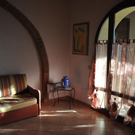 Monolocale Con Piscina S.Martino Apartment Riparbella Exterior photo